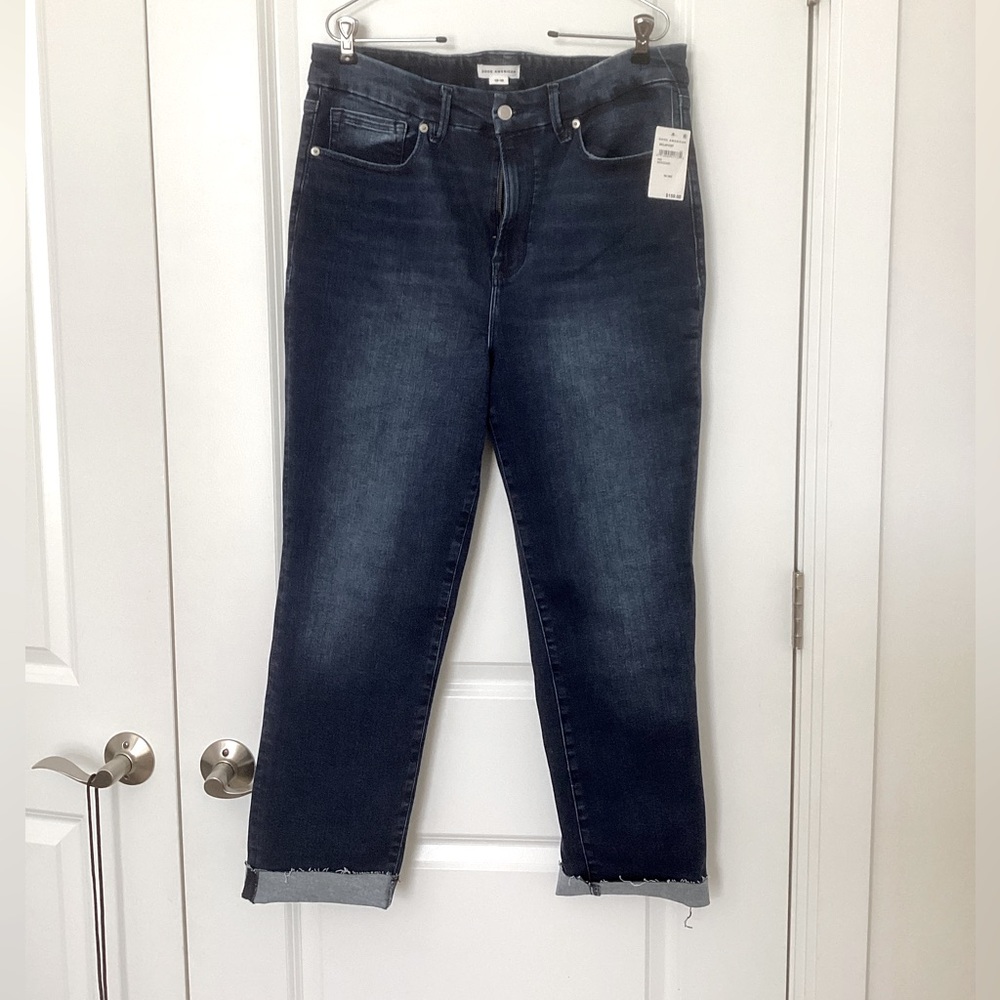 NWT
Good American Dark Blue high-rise Jeans